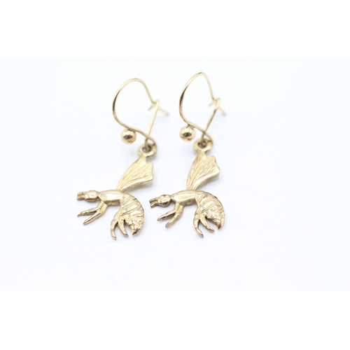 153 - 9ct gold bug drop earrings (2.1g)