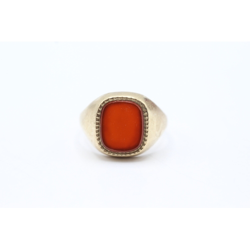 16 - 9ct gold vintage carnelian signet ring (4.6g) Size U