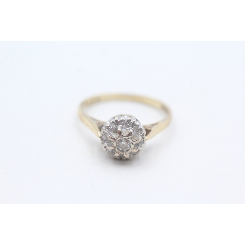 168 - 9ct gold diamond cluster ring (2.5g) Size N