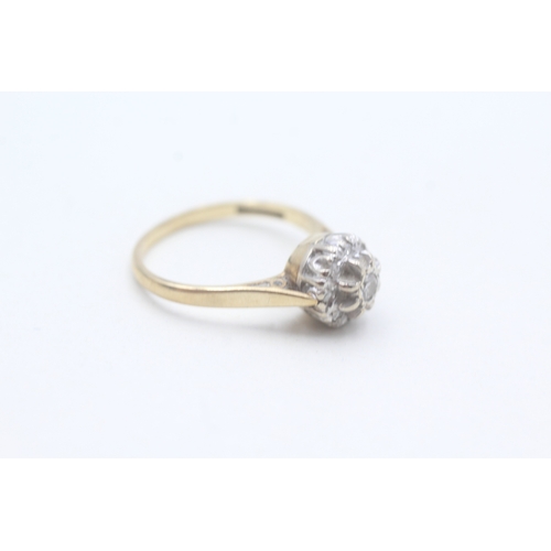 168 - 9ct gold diamond cluster ring (2.5g) Size N