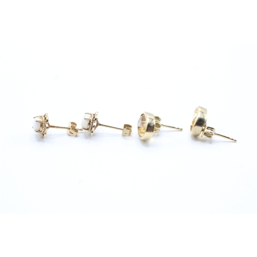 178 - 2x 9ct gold citrine & opal stud earrings (2.7g)