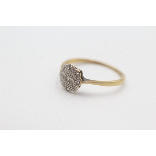 186 - 18ct gold & platinum diamond cluster ring, Circa 1920's (1.9g) Size P