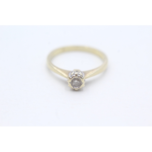 203 - 9ct gold solitaire diamond ring (2.2g) Size N