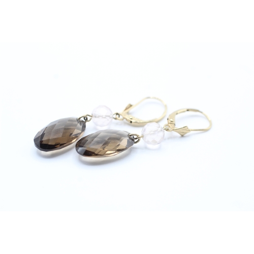 27 - 9ct gold smokey quartz & rose quartz drop earrings (3.4g)