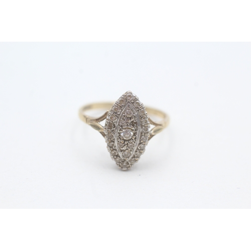 40 - 9ct gold vintage style cubic zirconia dress ring (2.8g) Size Q 1/2