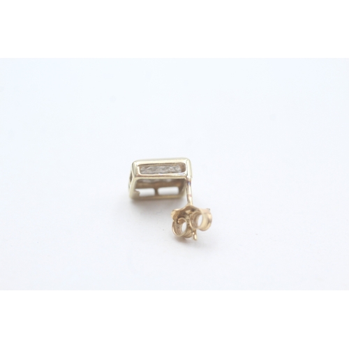 89 - 9ct gold and diamond stud earrings (1.9g)