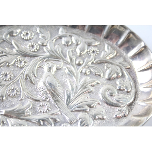 367 - Victorian 1889 Birmingham Sterling Silver Ornate Pin / Trinket Dish (35g)