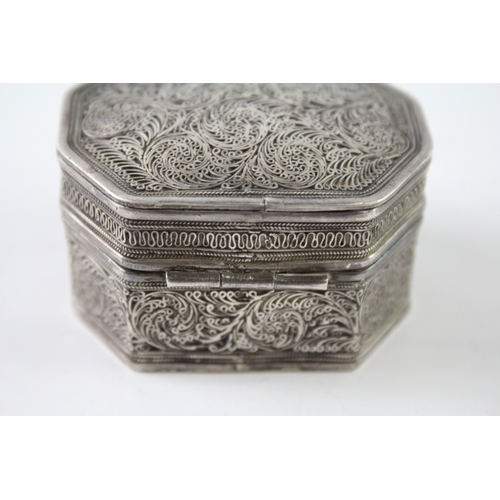 379 - Antique / Vintage Stamped .800 Silver Scrolling Leaf Detailed Trinket Box 91g