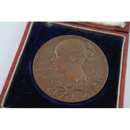 390 - Boxed Queen Victoria 1897 Diamond Jubilee Medal