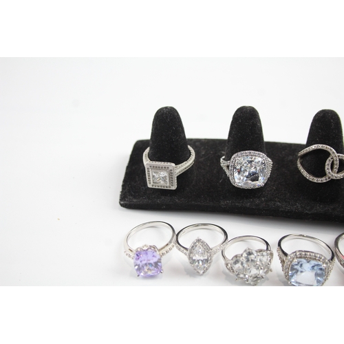 300 - Assortment of Sterling Silver Rings inc. Gemstone, CZ, Cocktail x 15 67g