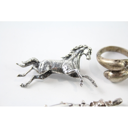 309 - Collection of Sterling Silver Jewellery inc. Clown, Unicorn, Animal x 5 44g