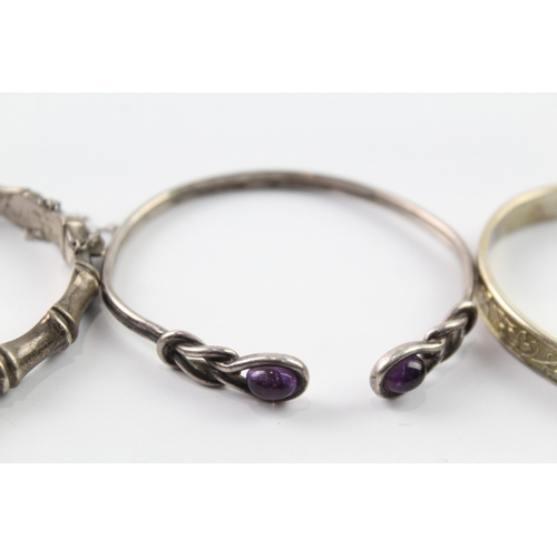 321 - Collection of Sterling Silver Bangles inc. Bamboo, Amethyst, Etched x 3 49g