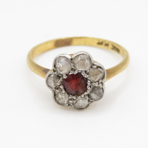 18ct gold diamond & garnet floral cluster ring - as seen (3.2g) Size M