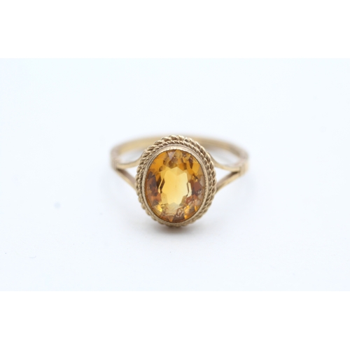 134 - 9ct gold vintage citrine dress ring (2.7g) Size O 1/2