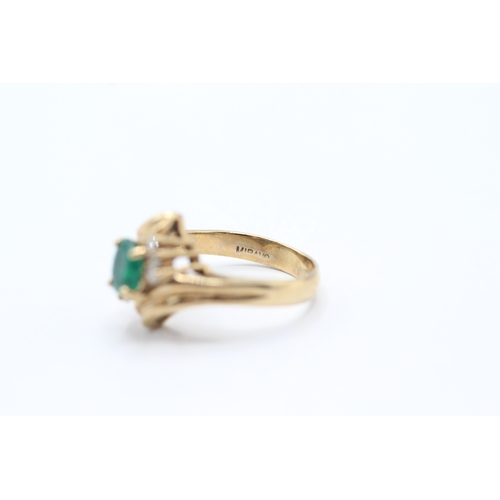 136 - 10ct gold emerald and diamond ring (4.2g) Size L