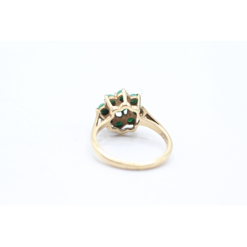 150 - 9ct gold vintage turquoise cluster ring (2.9g) Size M