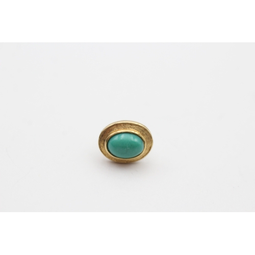 196 - 9ct gold turquoise stud earrings (2.2g)