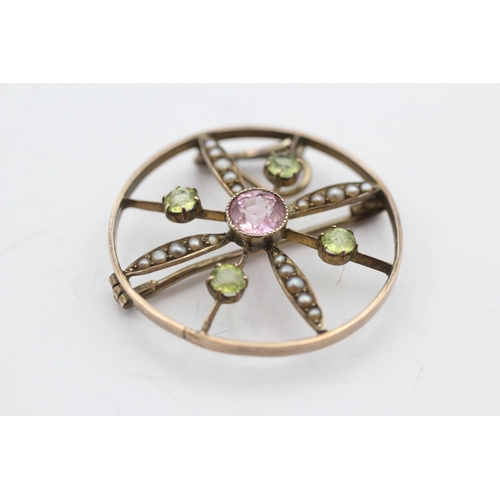 202 - 9ct gold antique seed pearl, synthetic pink sapphire, and peridot set pendant/brooch (4g)