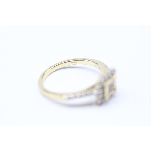 206 - 9ct gold diamond square set ring (2.2g) Size L 1/2