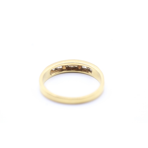 25 - 18ct gold diamond channel setting ring (3.8g) Size P