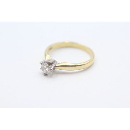 30 - 18ct gold diamond solitaire ring as seen (bent claw) (3.2g) Size L