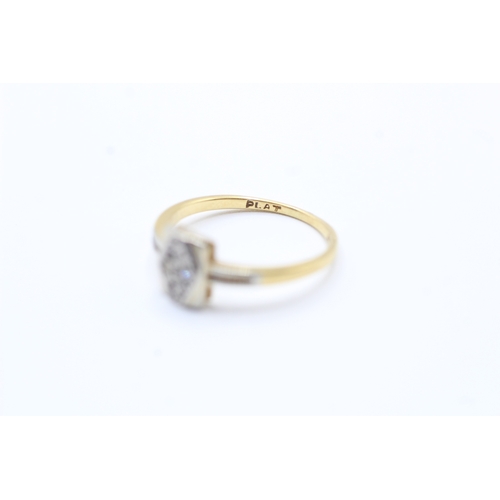 42 - 18ct gold diamond geometric ring (1.8g) Size J 1/2