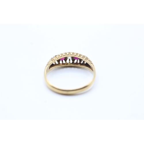 44 - 18ct gold diamond & ruby five stone ring (2.5g) Size L