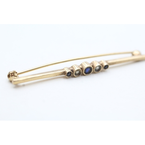 75 - 9ct gold vintage sapphire & diamond bar brooch (2.9g)