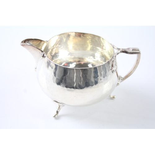 360 - ARTS & CRAFTS 1910 Chester Sterling Silver Hammered Cream Jug (116g)