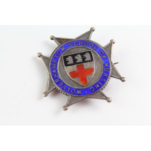 364 - Vintage Hallmarked .925 Sterling Silver Wolverhampton Nursing Enamel Badge (10g)