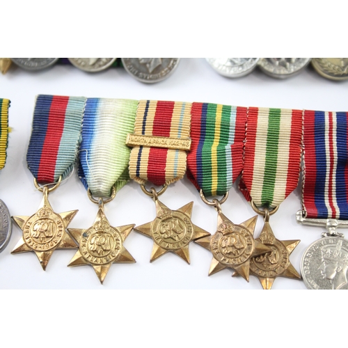 391 - Mounted Miniature Medal Groups Inc W.W.M.M, G.S.M, WW1, WW2, ER II Gulf War