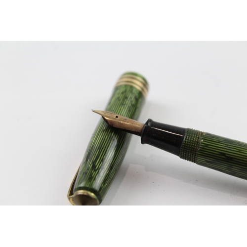 471 - Vintage Conway Stewart 36 Green Fountain Pen w/ 14ct Gold Nib WRITING