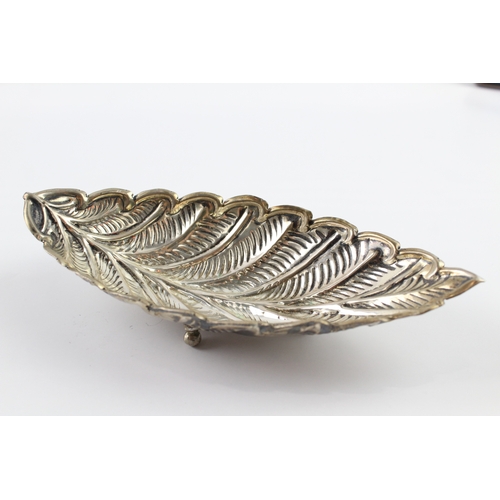 367 - Vintage Stamped .835 Silver Novelty Leaf Form Bon Bon / Trinket Dish (64g)