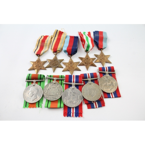 393 - WW2 Medals Inc Africa & Italy Stars Defence Medals x 10