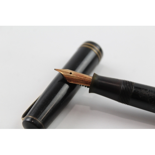 472 - Vintage Parker Victory Black Fountain Pen w/ 14ct Gold Nib WRITING