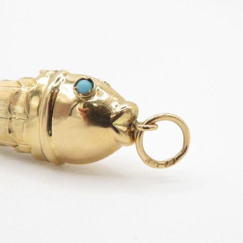 1 - 9ct Gold Articulated Fish Pendant with Turquoise Eyes - 2.4g