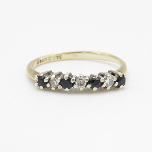 217 - 9ct gold diamond and sapphire row set ring (1.3g) Size K