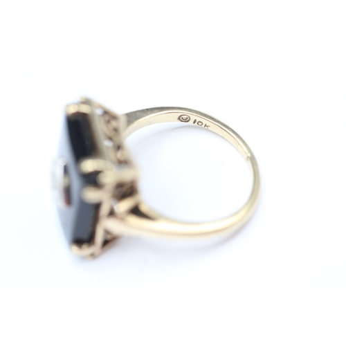 110 - 10ct gold black onyx and diamond ring (5.3g) Size M