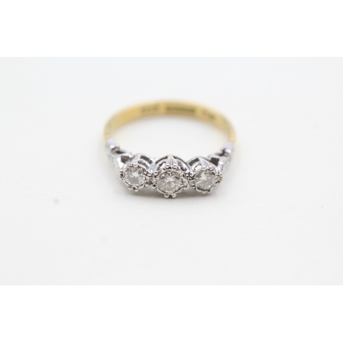 125 - 18ct gold vintage diamond trilogy ring (2.6g) Size L 1/2