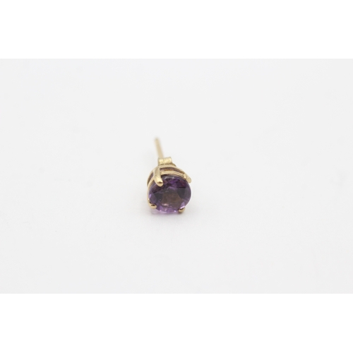 154 - 9ct gold amethyst stud earrings (0.8g)