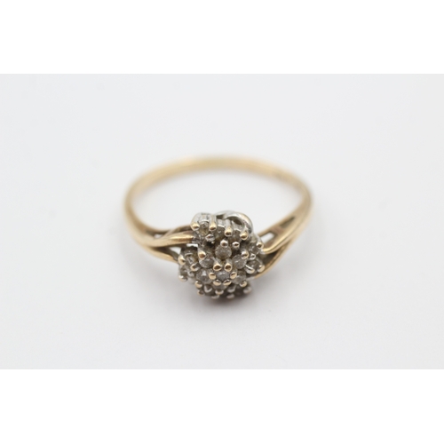 164 - 9ct gold diamond cluster set ring (2.3g) Size O 1/2