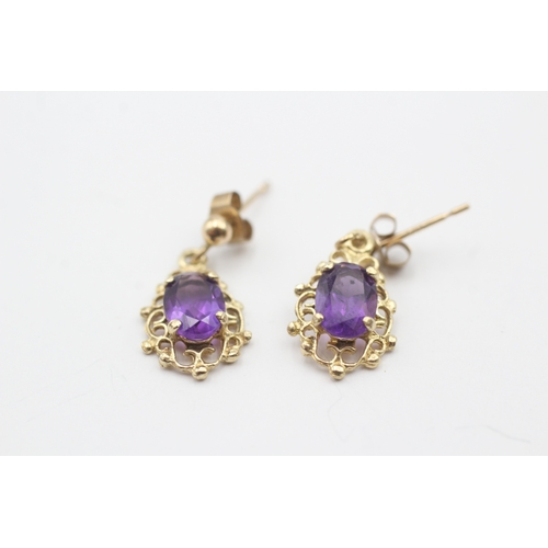 17 - 9ct gold amethyst drop earrings (1.2g)