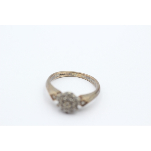 182 - 9ct gold diamond cluster ring (2.5g) Size K 1/2