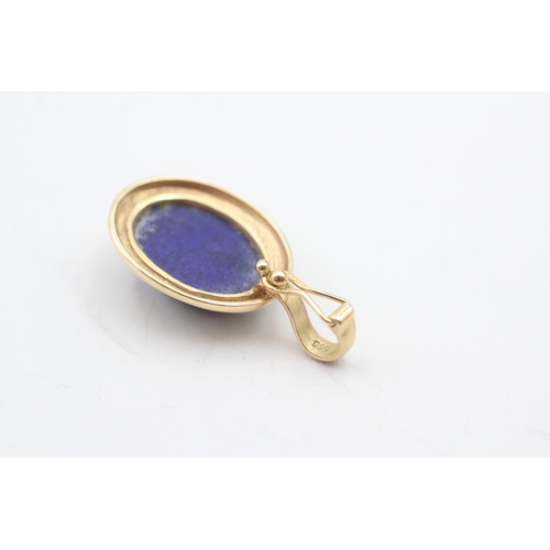 198 - 14ct gold lapis lazuli pendant (2.6g)