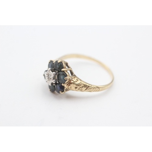 206 - 9ct gold sapphire and diamond flower cluster ring (2.9g) Size S