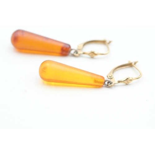 238 - 9ct gold amber drop earrings (2.6g)