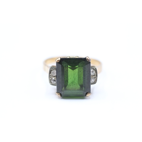 3 - 18ct gold green tourmaline & white gemstone dress ring (5.1g) Size S