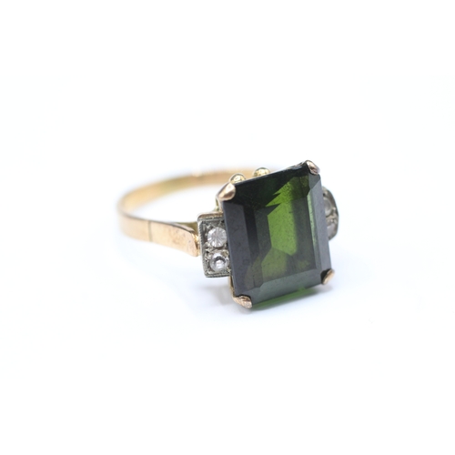 3 - 18ct gold green tourmaline & white gemstone dress ring (5.1g) Size S