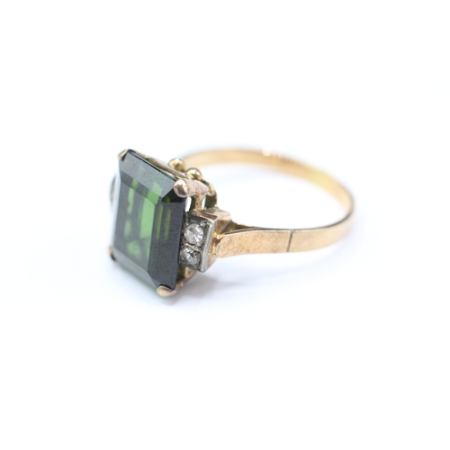 3 - 18ct gold green tourmaline & white gemstone dress ring (5.1g) Size S