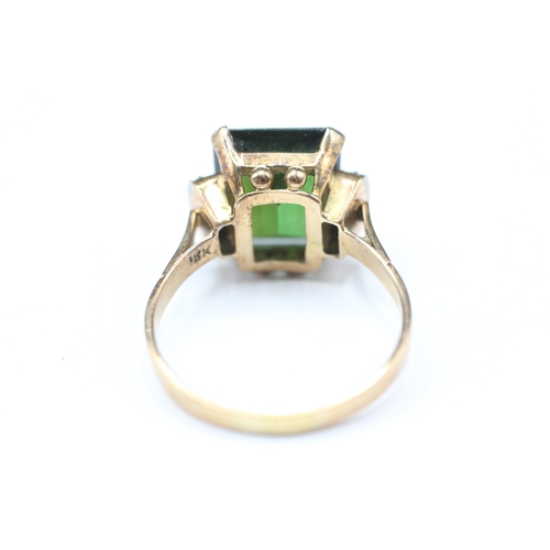 3 - 18ct gold green tourmaline & white gemstone dress ring (5.1g) Size S